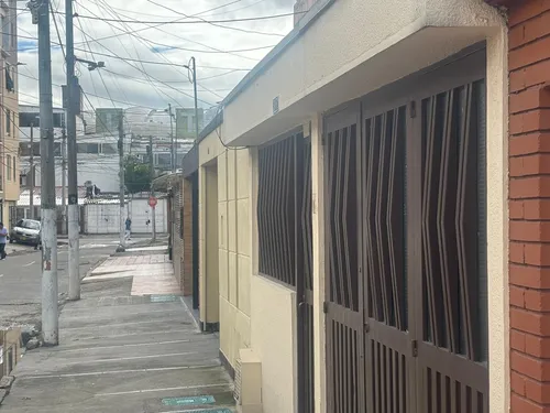 Casa Barrio Bonanza 2 Pisos 6.25 X 20m 3h 2b Recibo Vehículo