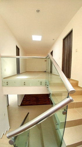 Preciosa Residencia En La Condesa Juriquilla, 4ta Recamara En Pb, Sala Tv, 4 Bañ