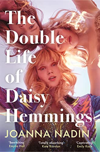 Libro The Double Life Of Daisy Hemmings De Nadin, Joanna