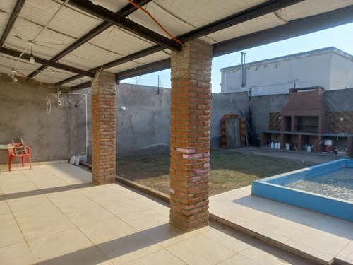 Flores Propiedades Vende Casa Barrio Judicial Las Talitas