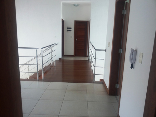 Casa Para Aluguel, 5 Dormitórios, Green Land - Macaé - 953