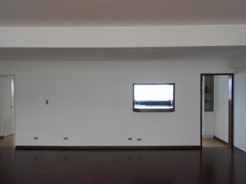 Vendo En Los Samanes Pent House 270 M2, 4 Hab/ 4 Baños/ 3 Ptos.