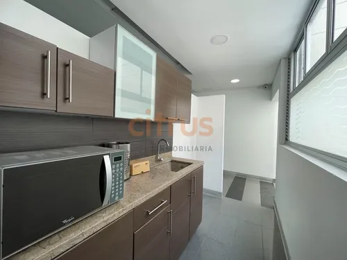 Oficinas En Arriendo Laureles 643-7344793