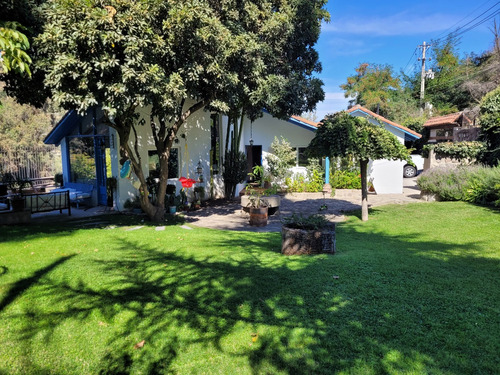 Casa Sólida Y Recien Remodelada Con Río Y Entorno Increible