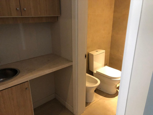 Oficina De 60 M2 En Carrasco