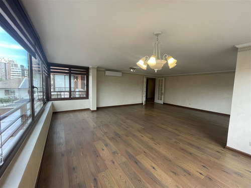 Departamento En Arriendo De 3 Dorm. 2 Estac. En Las Condes