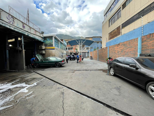 Imagen 3 de 8 de Se Vende Comercio Industrial 548m² La Urbina