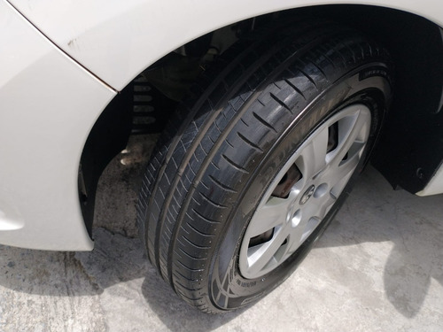 Imagem 13 de 15 de Peugeot 207 Xr 1.4 2013 Único Dono
