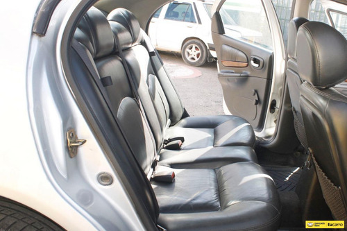 Chrysler Neón Lx 2.0 Modelo 2002