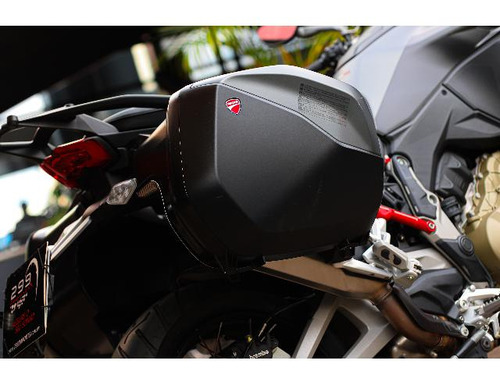 Ducati Multistrada 1160 V4s