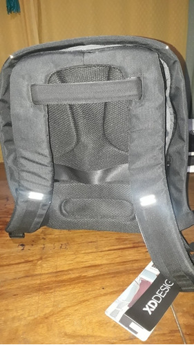 Imagen 4 de 10 de Mochila Antirrobo Xddesing Bobby Casual Color Negra
