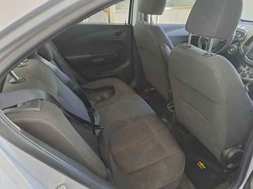 Imagen 10 de 11 de Chevrolet Sonic 2013 1.6 Lt