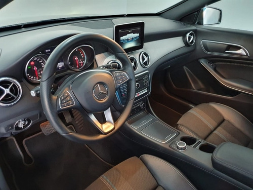 Imagem 8 de 10 de Mercedes Cla 200 Ff