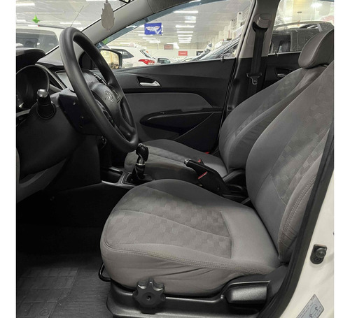 Hyundai HB20S 1.6 COMFORT PLUS 16V FLEX 4P MANUAL
