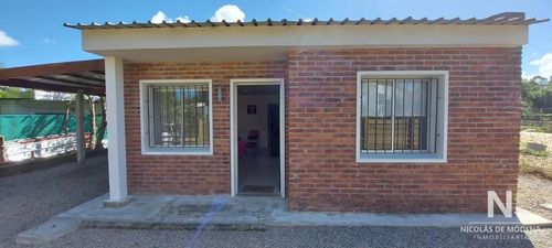 Linda Casa En Venta Bien Ubicada Con Buena Aislación Térmica A 150 Mtrs Ruta 10