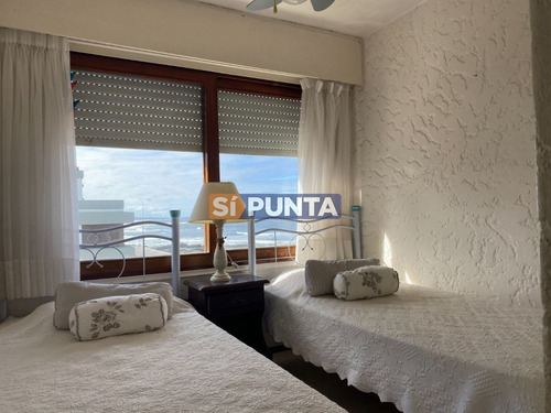 Imagen 11 de 17 de Apartamento En Alquiler Anual