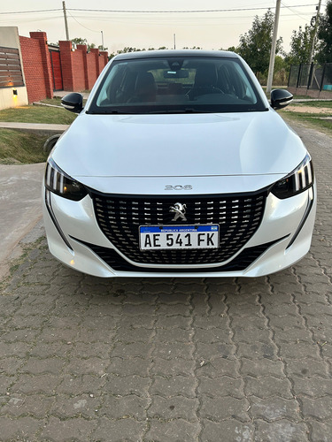 Peugeot 208 1.6 Feline Tiptronic