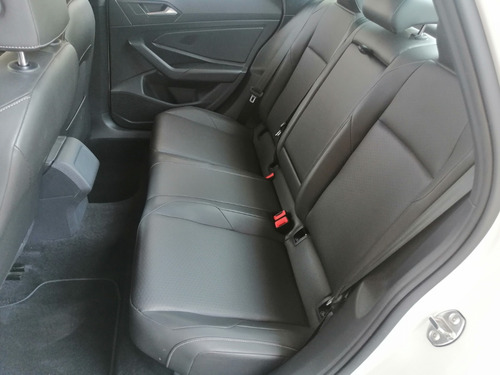 Imagen 8 de 9 de Volkswagen Jetta 2019 Rline 1.4 Turbo