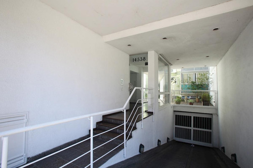 Imagen 2 de 17 de Muy Lindo Departamento En Venta En San Isidro - Acassuso - 2 Dorm. - Por Escalera