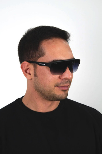 Lentes Sol Lacoste L989s Iconic Geometric Shield Retro 62mm Lente Azul Oscuro Varilla Negro Armazón Matte Black/white/blue 002
