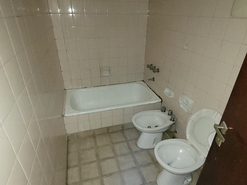 Departamento Un Dormitorio Al Frente - Plaza Italia