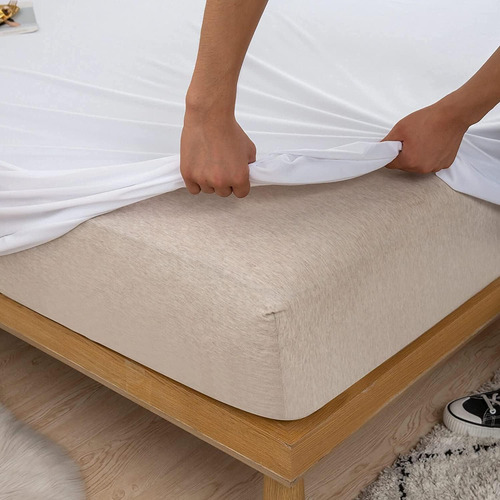 Protector Impermeable Para Sofá Cama Matrimonial (54x72) - S