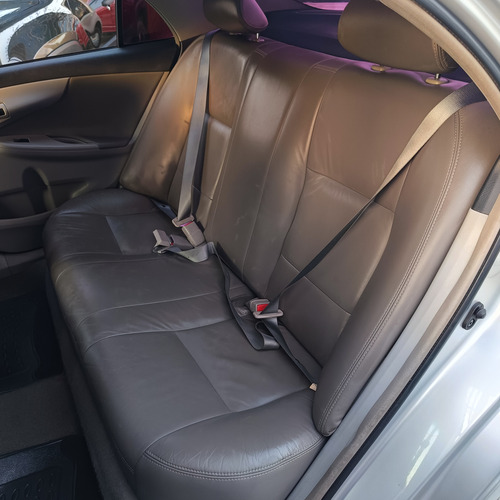 Toyota Corolla 1.8 16v Xli Flex Aut. 4p