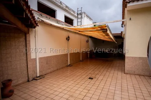 Casas En Venta Mls #25-12498