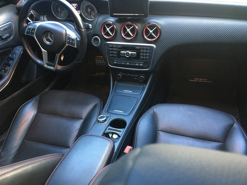 Imagen 8 de 10 de Mercedes Benz A250 Sport At 2014 Expoeste