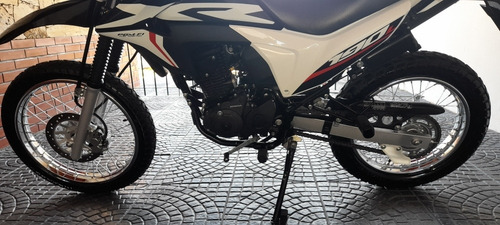 Imagen 5 de 15 de Honda Modelo Cross