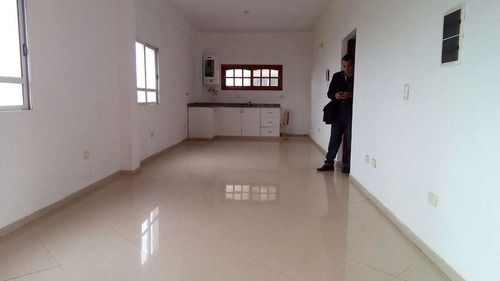 Imagen 3 de 17 de Vendo Depto 1 Dormitorio Sobre Av Maipu U$s 65.000 -ada-