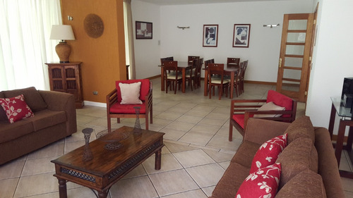 Comodo Depto 3 Dorm, 2 Baños, Estacionamiento Subte Y Bodega