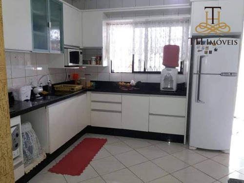 Imagem 13 de 23 de Casa De 2 Andares Mobiliada Com Sala Comercial, Apartamento, Salão De Festas E 05 Vagas De Garagem No Centro De Balneário Camboriú - Ca0094