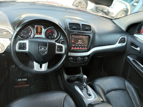Imagen 7 de 15 de Dodge Journey 2015 2.4 Sxt Plus 5 Pasajeros At