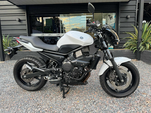 Yamaha Xj6-s Diversión