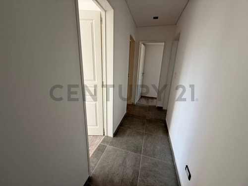 Venta Ph 4 Ambientes Cochera En Complejo Cerrado, Ituzaingo