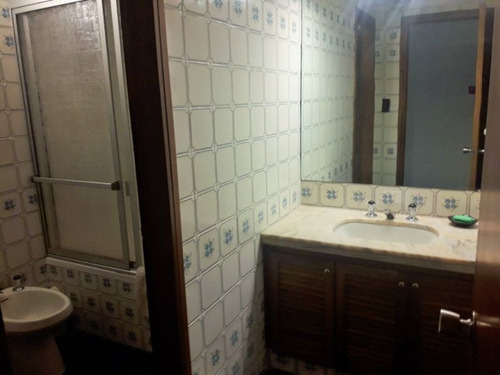 Venta De Apartamento 3 Dormitorios En Roosevelt