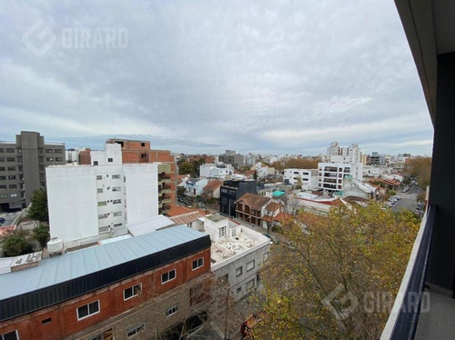 Edificio Bonjo V, Semipiso De 2 Ambientes A Estrenar. Guemes