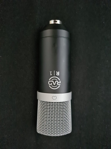Microfone Condensador Para Estudio Rad R1 + +