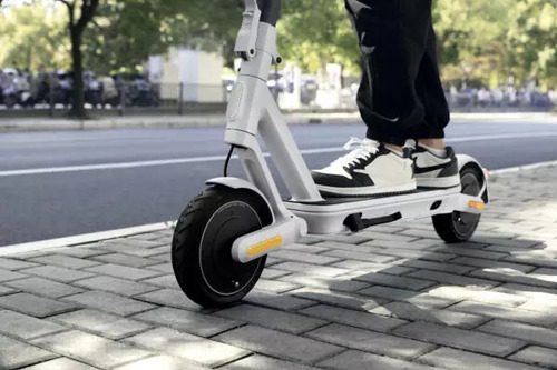 Yadea X3 Elite Scooter 600w 36v Batería Larga Duración