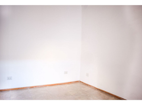 Imagen 5 de 13 de Departamento Interno 3 De Febrero Al 3000 Dto 2