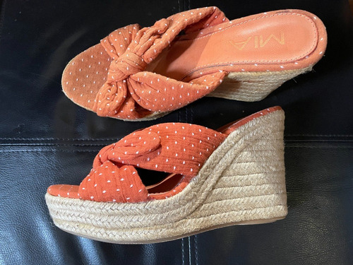 Imagen 1 de 3 de Zapatos De Taco Mujer Mia Raspberry Orange
