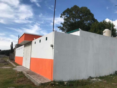 Imagen 12 de 14 de Bonita Casa Bien Ubicada A 1 Calle De Via Corta Santa Ana