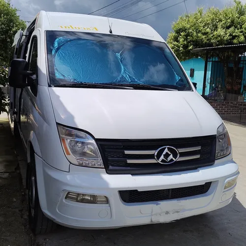 Microbús Maxus V80 16 Pasajeros Modelo 2015