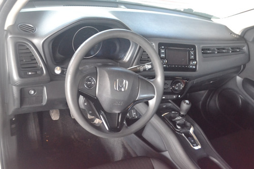 Imagen 11 de 13 de Honda Hrv Uniq 2016 Blanca Mt