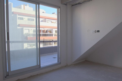 Imagen 18 de 30 de Departamento - Flores Norte Penthouse Con Terraza Y Pileta Propia