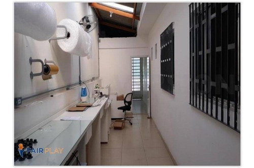 Imagem 15 de 20 de Casa Reformada Para Uso Comercial Ou Residencial 118 M² 6 Dormitorios 4 Vagas Proximo Ao Metro Campo Limpo - Ca0281