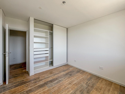 Departamento De 2 Dormitorios, 2 Cocheras, Con Terraza Exclusiva Y Amenities