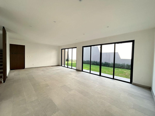 ¡estrena Casa En La Florida! 4 Recámaras, Estudio Y Salón De Usos Múltiples