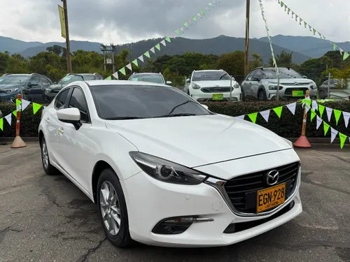 Mazda 3 Touring
